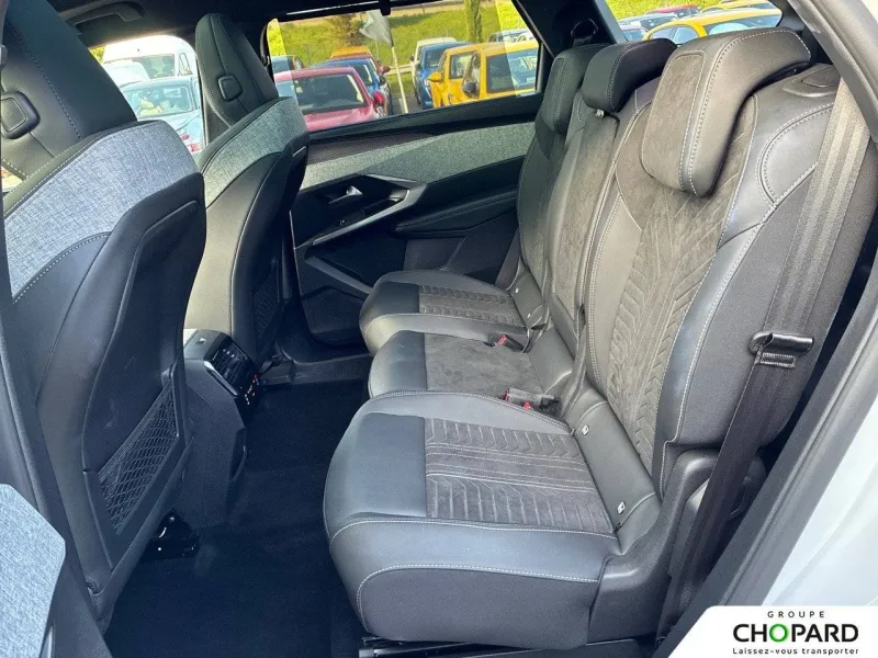 Image secondaire du véhicule 19