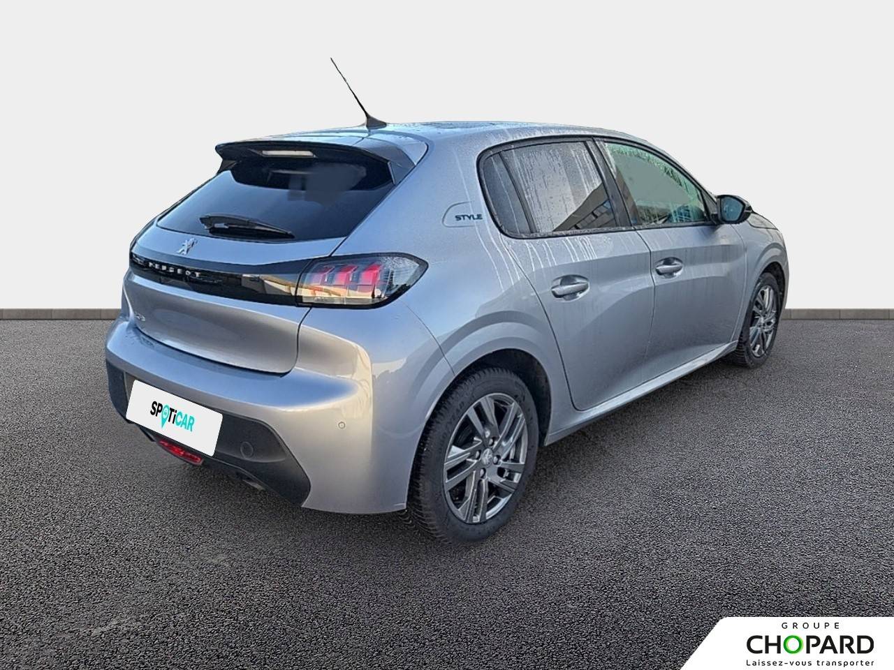 Image secondaire du véhicule 4