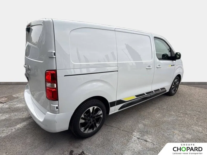 Image secondaire du véhicule 4