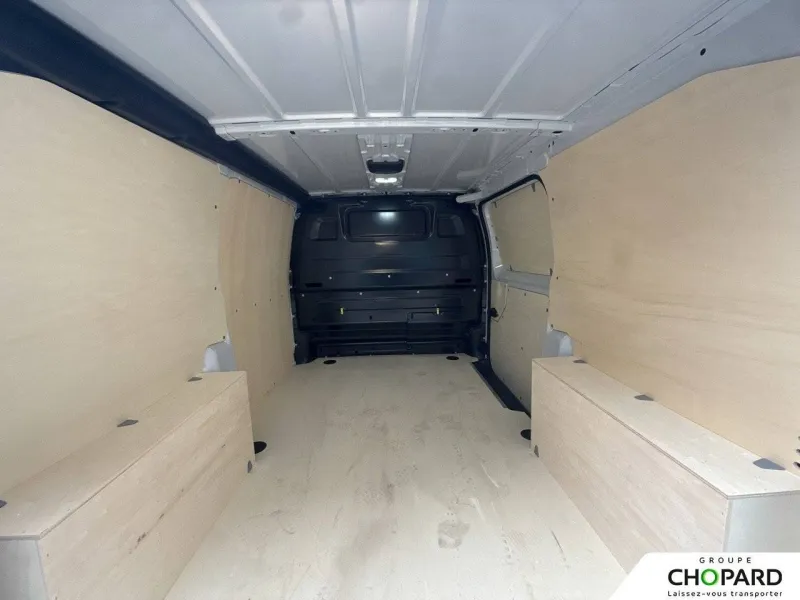 Image secondaire du véhicule 9