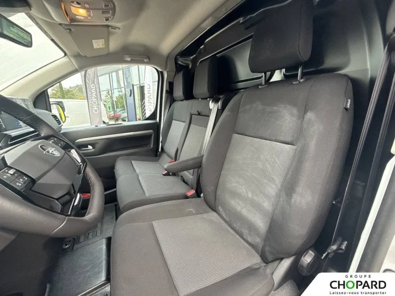 Image secondaire du véhicule 12