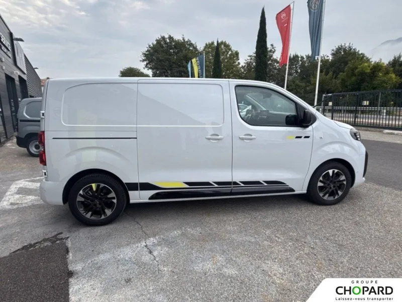 Image secondaire du véhicule 32