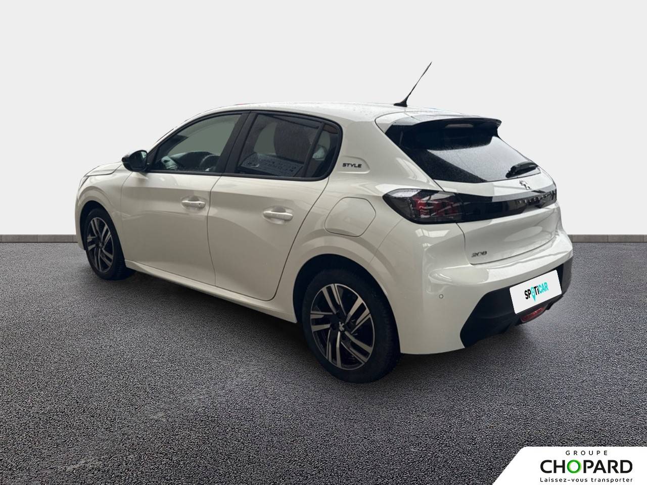 Image secondaire du véhicule 8