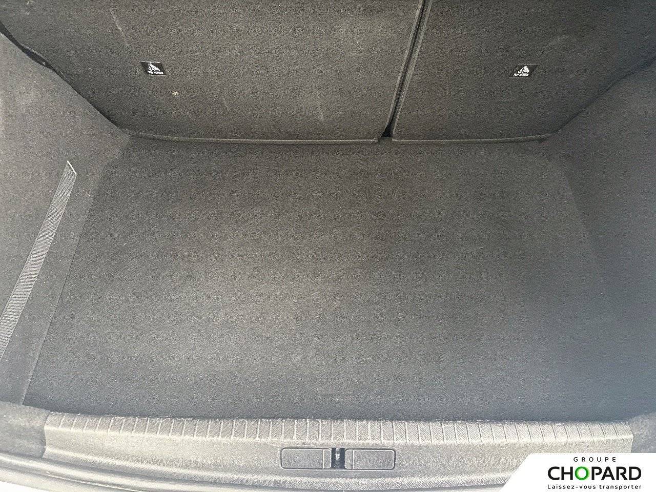 Image secondaire du véhicule 9