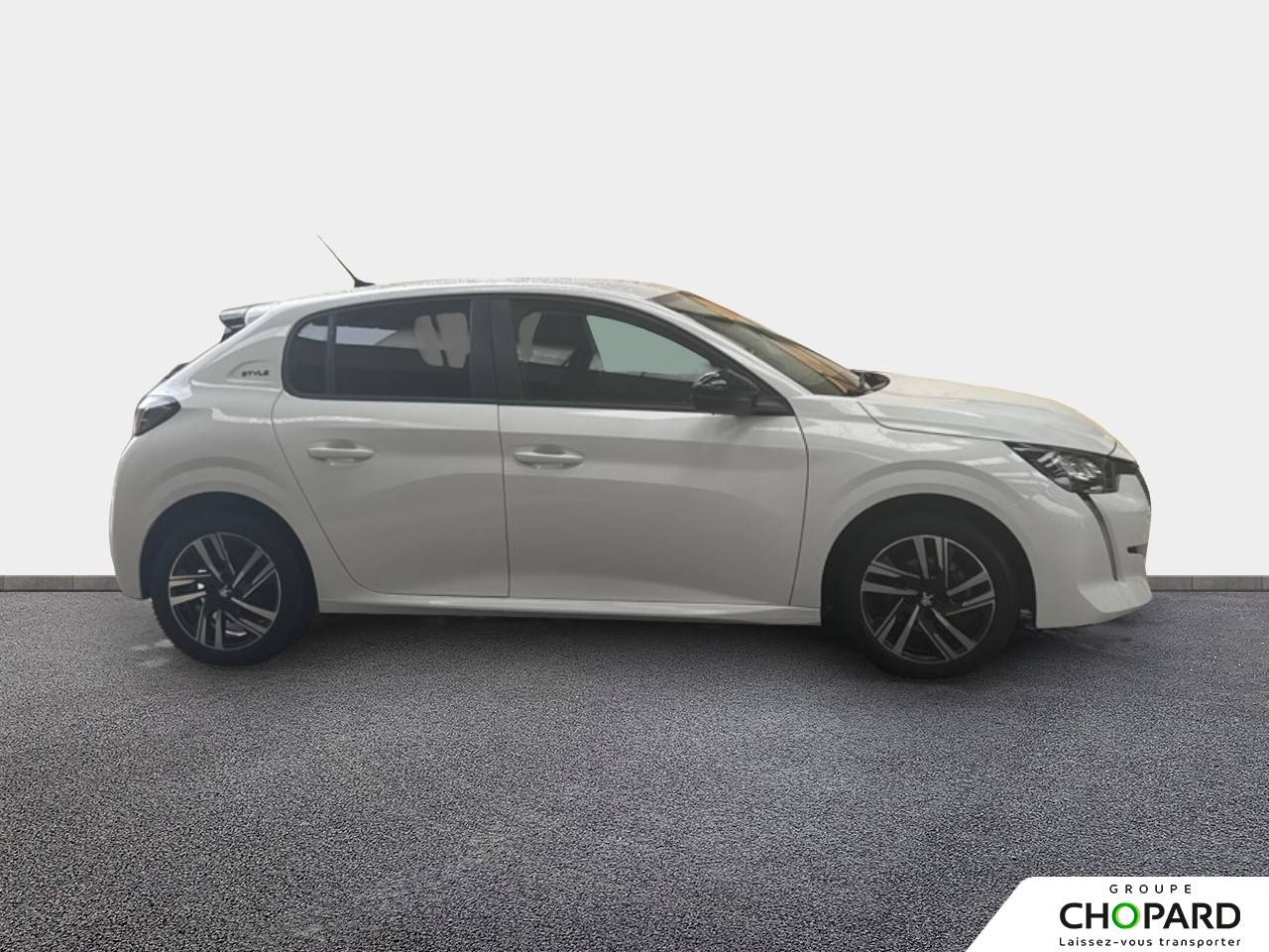 Image secondaire du véhicule 10