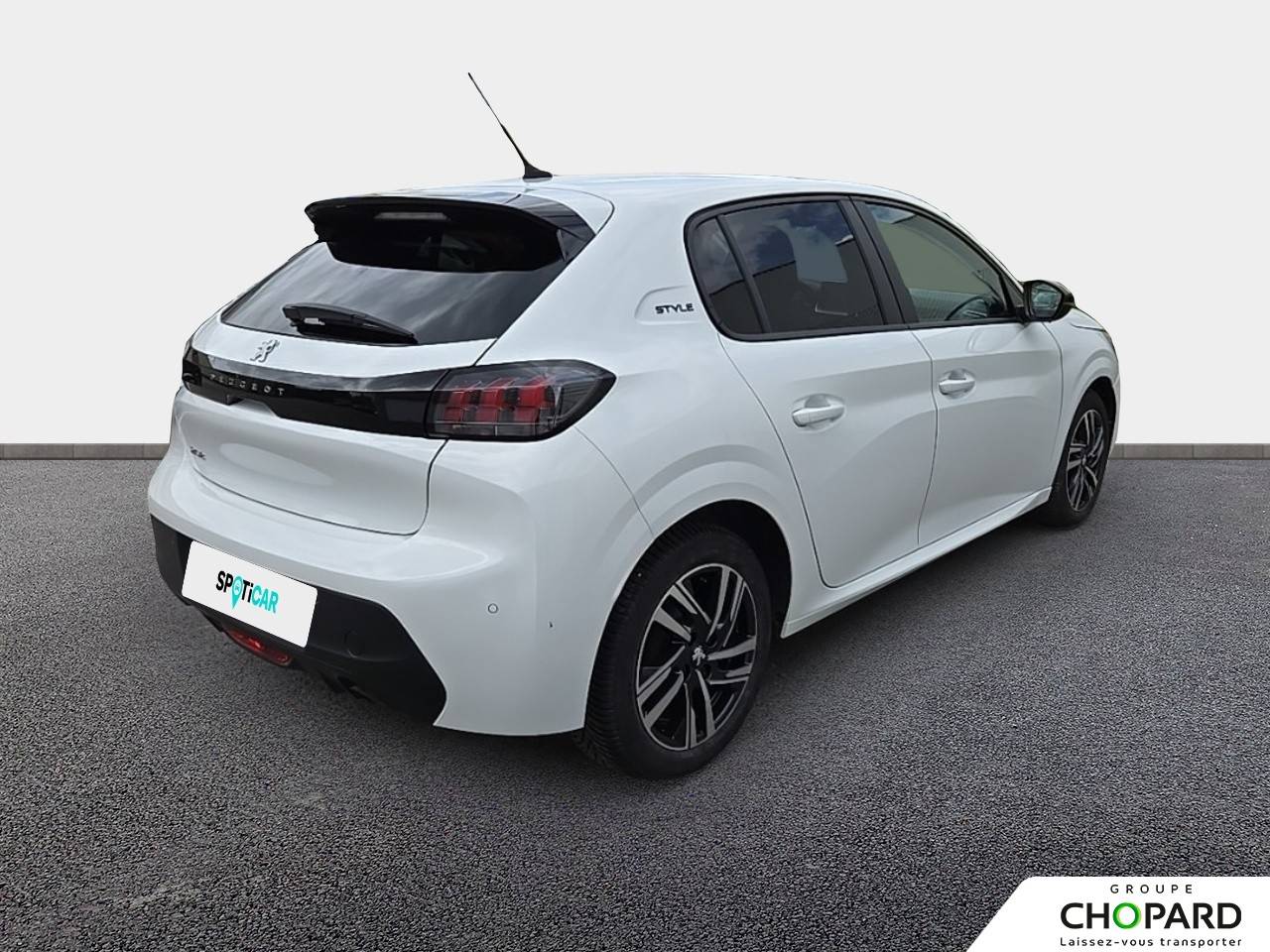 Image secondaire du véhicule 4