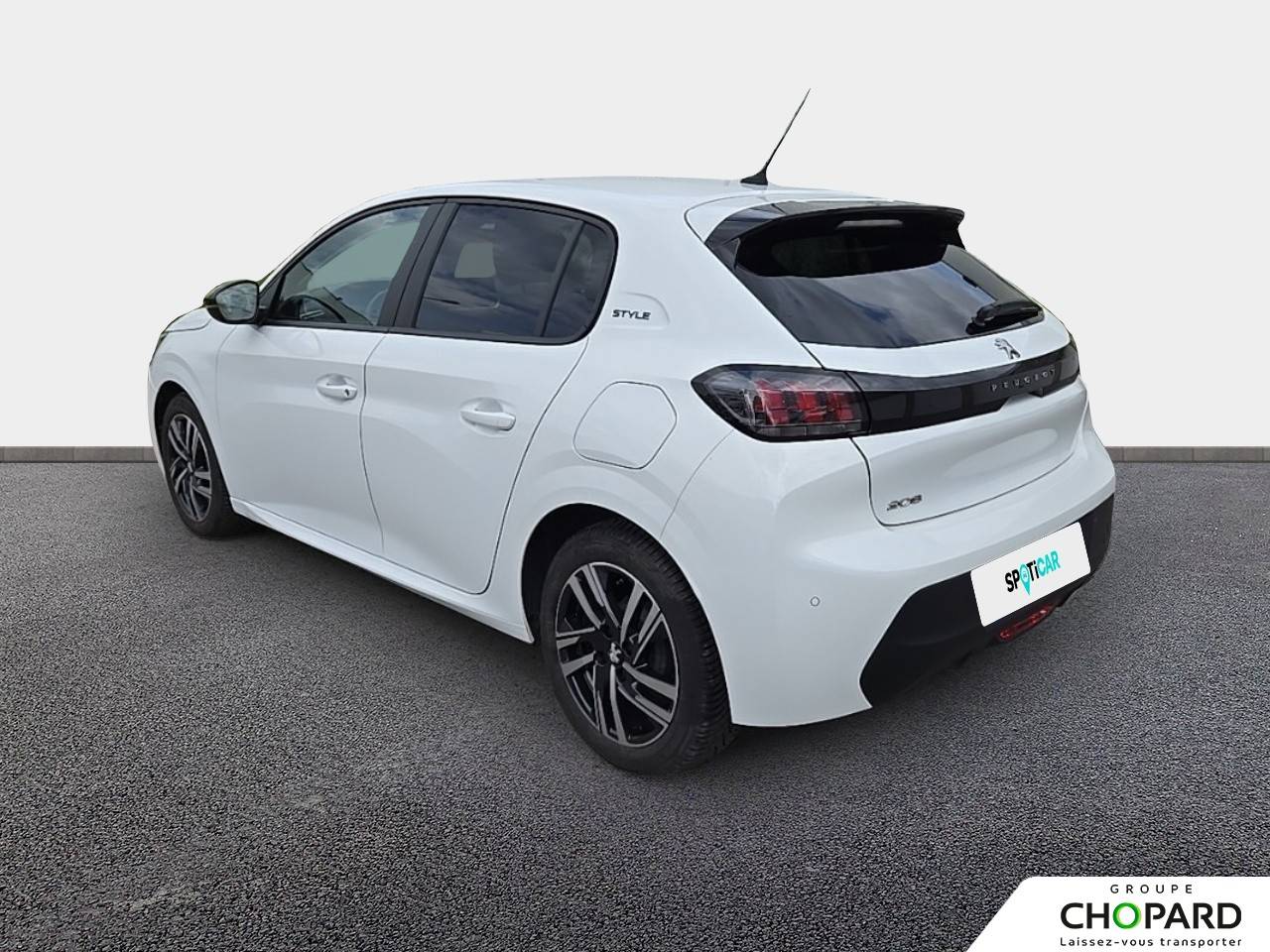 Image secondaire du véhicule 8