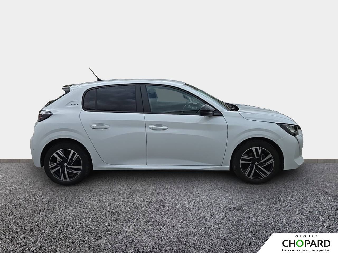 Image secondaire du véhicule 10