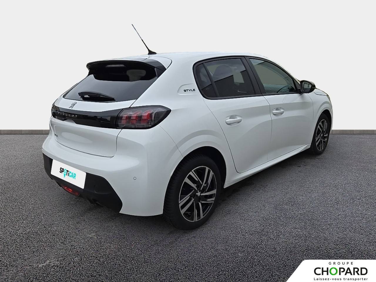 Image secondaire du véhicule 4