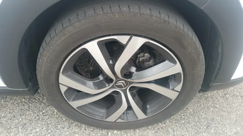 Image secondaire du véhicule 16