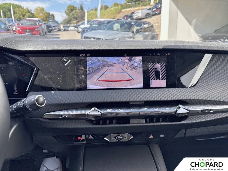 Image secondaire du véhicule 14