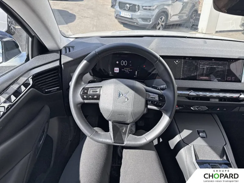 Image secondaire du véhicule 18