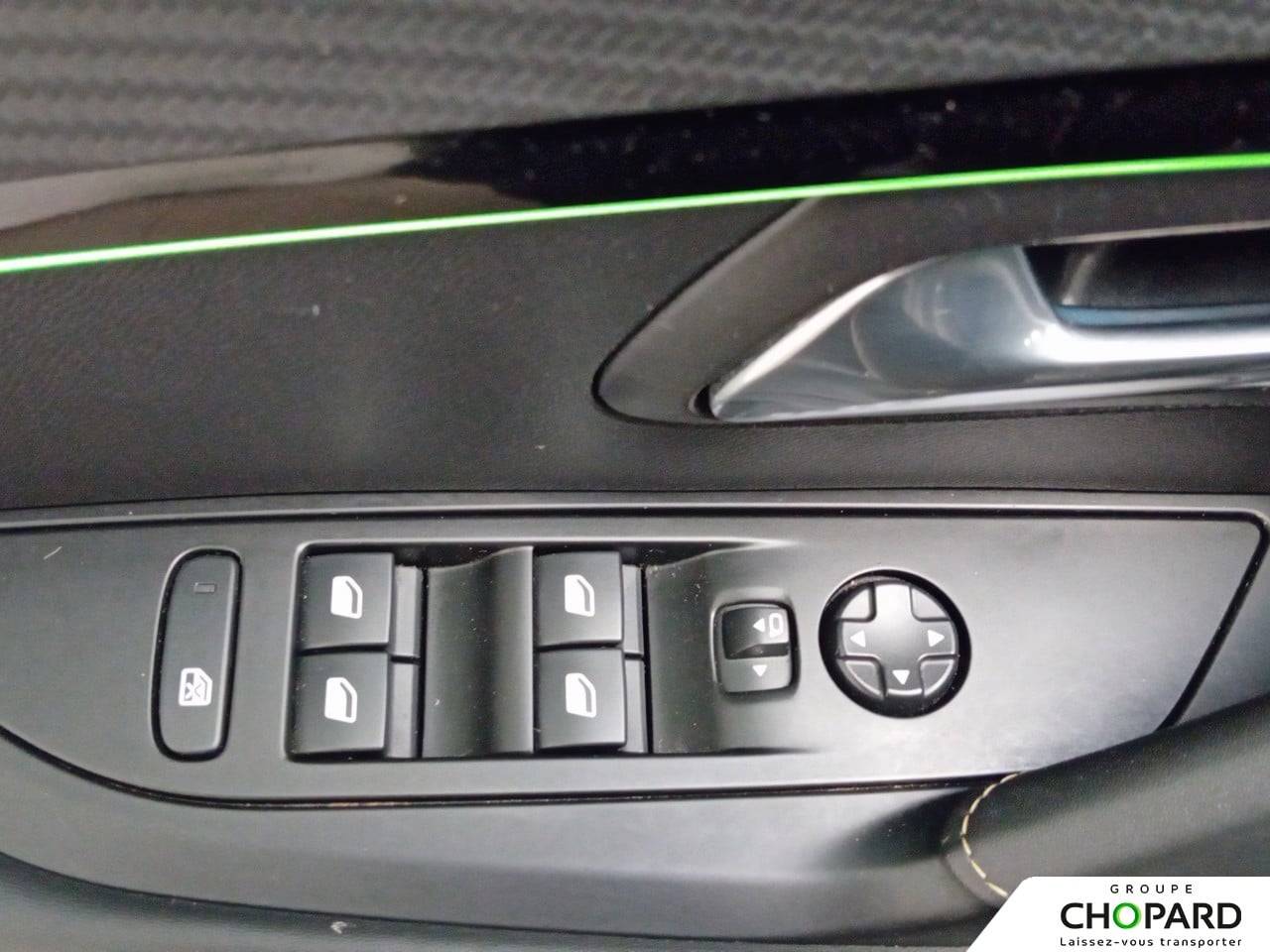 Image secondaire du véhicule 8