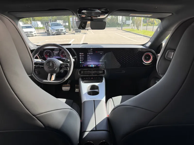 Image secondaire du véhicule 6