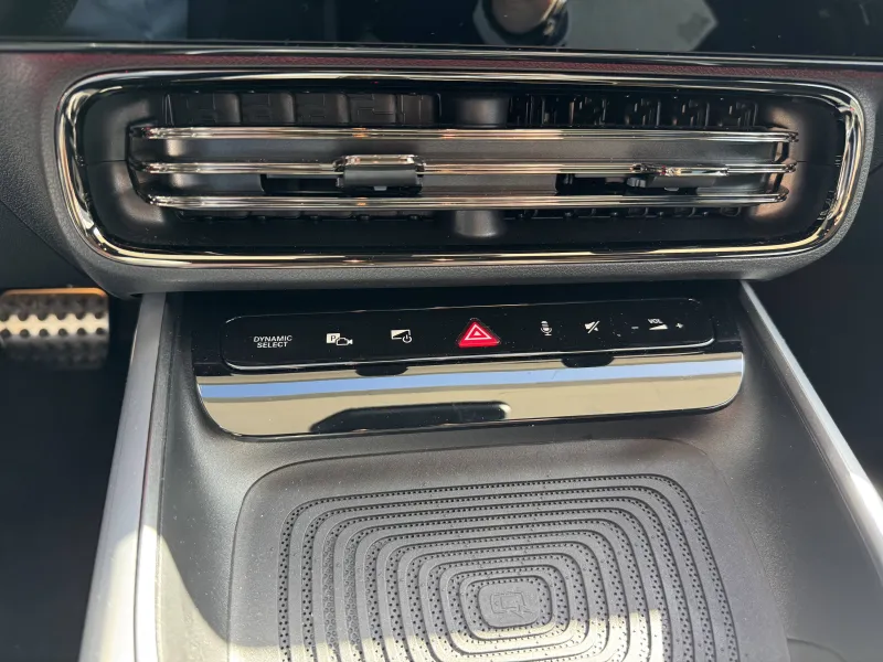 Image secondaire du véhicule 8