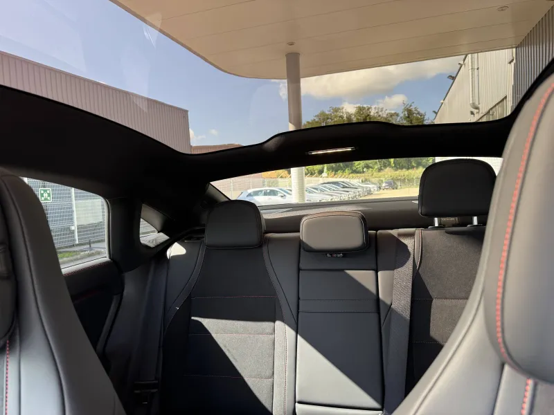 Image secondaire du véhicule 9