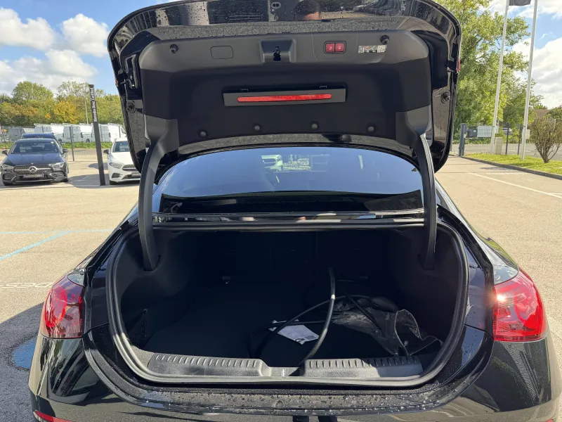 Image secondaire du véhicule 12