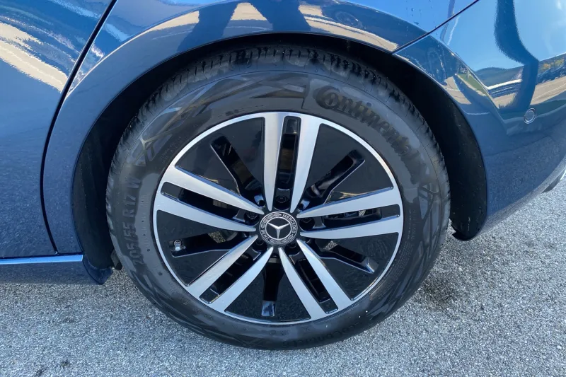 Image secondaire du véhicule 14