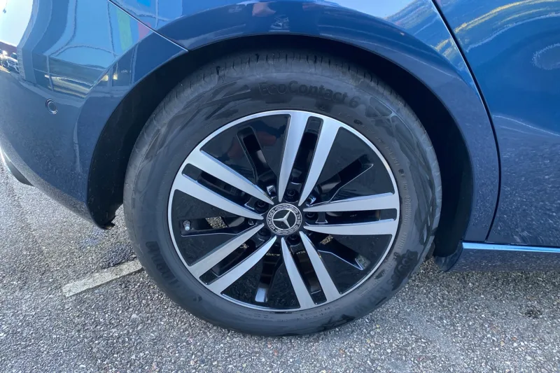 Image secondaire du véhicule 15