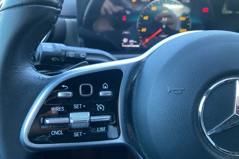 Image secondaire du véhicule 23