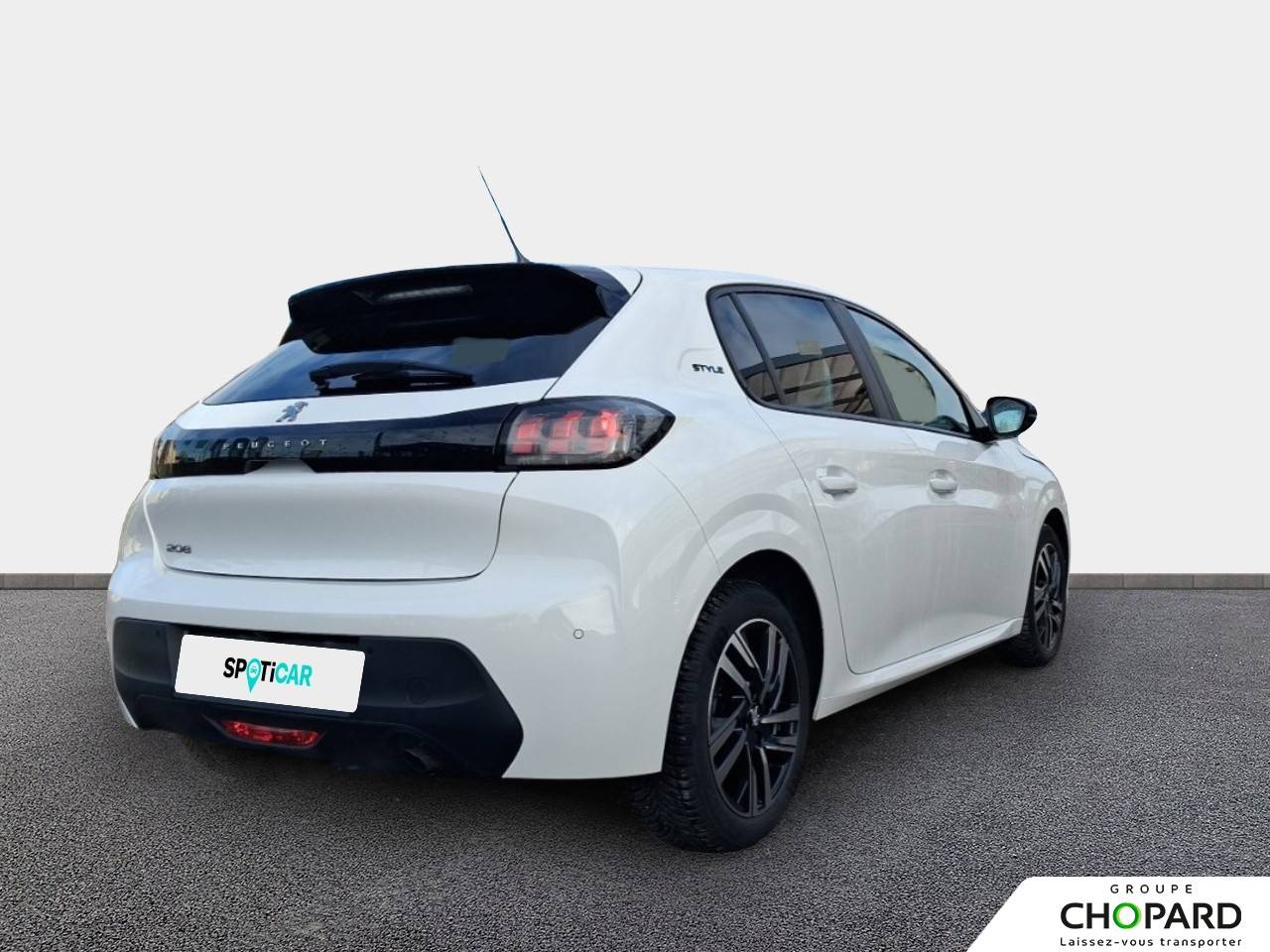 Image secondaire du véhicule 9