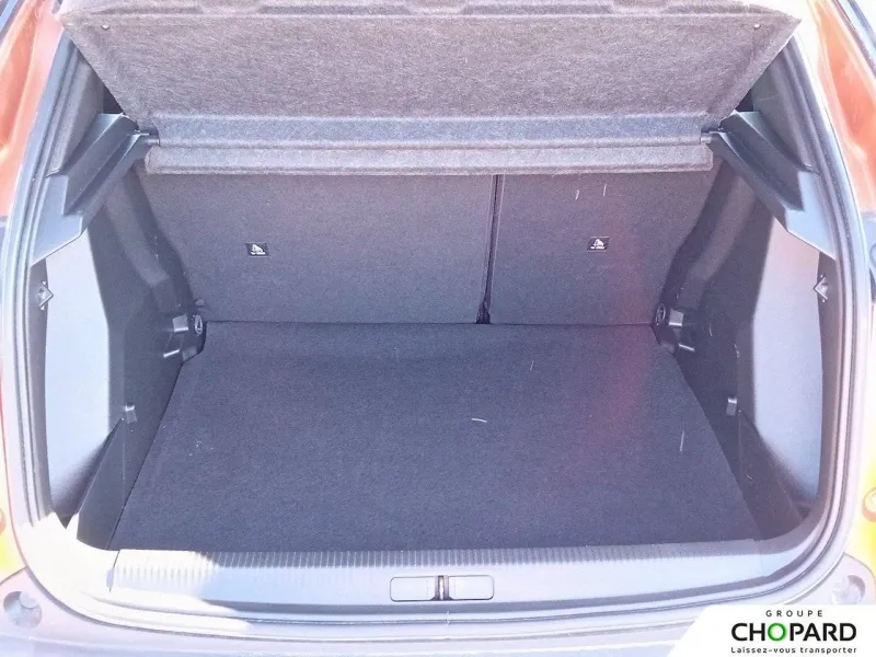 Image secondaire du véhicule 9