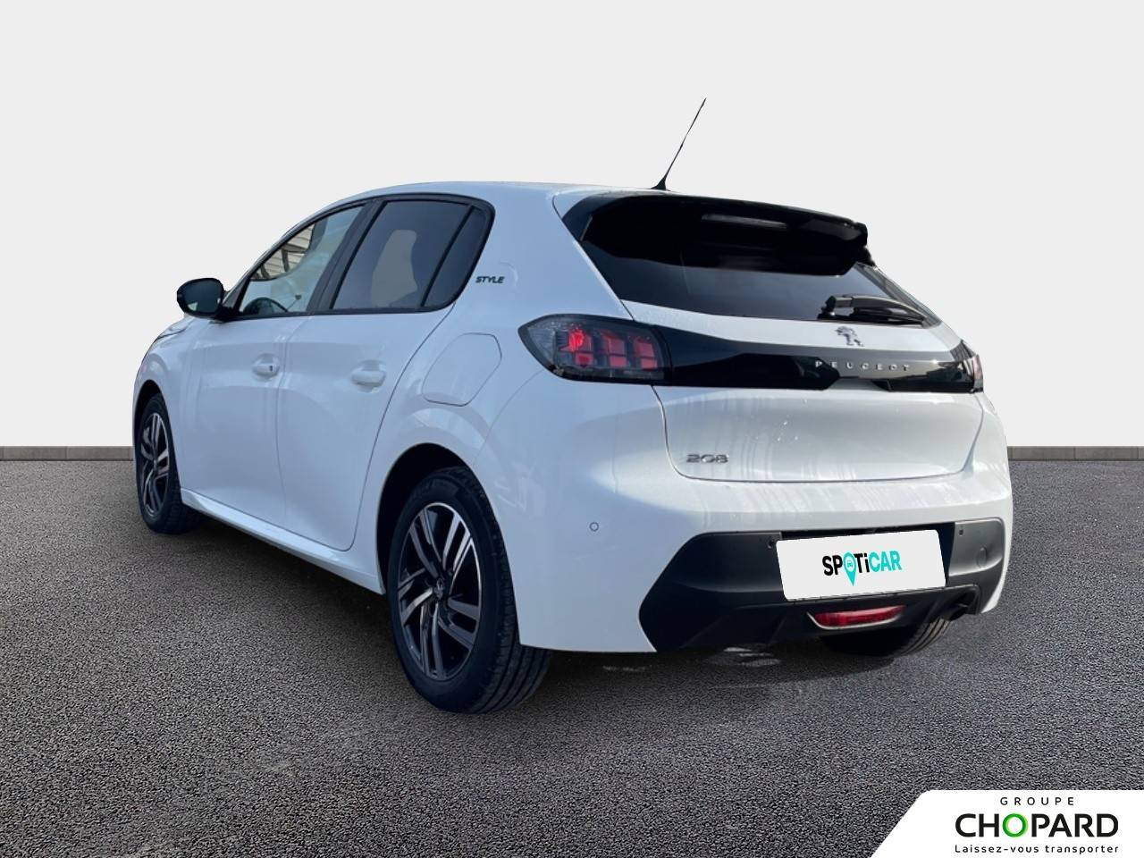 Image secondaire du véhicule 8