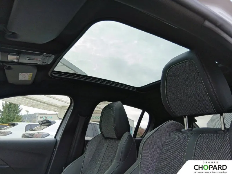 Image secondaire du véhicule 19