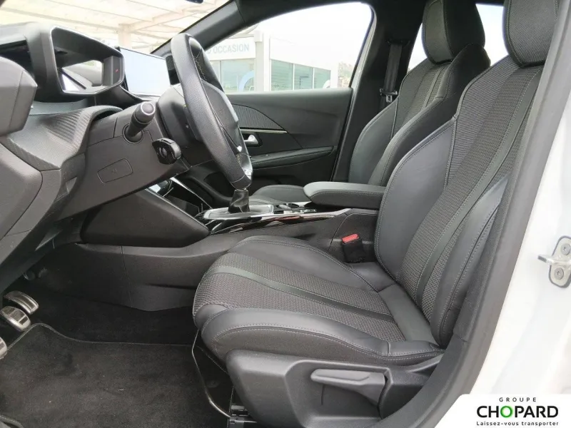 Image secondaire du véhicule 11