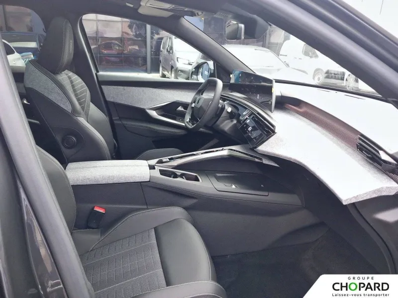 Image secondaire du véhicule 14