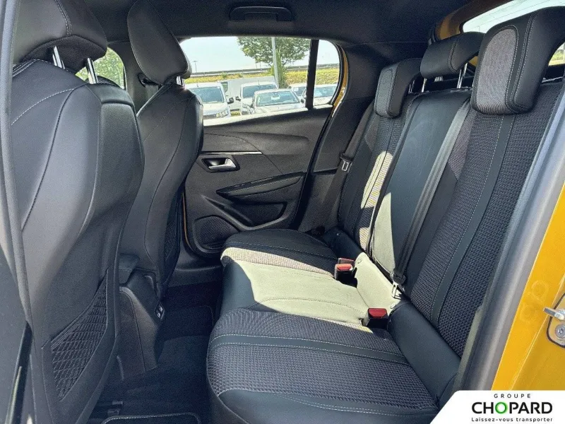 Image secondaire du véhicule 19