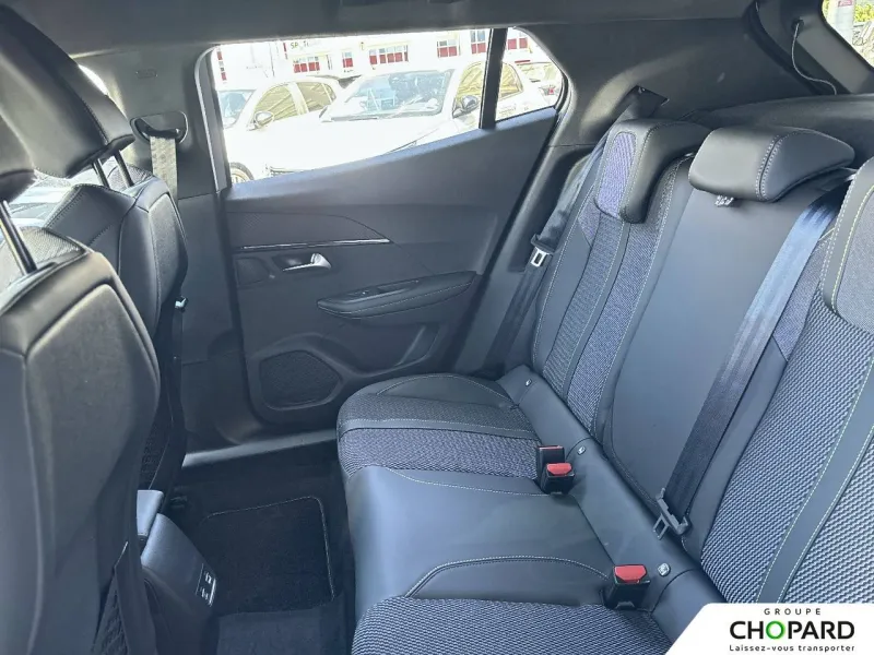 Image secondaire du véhicule 22