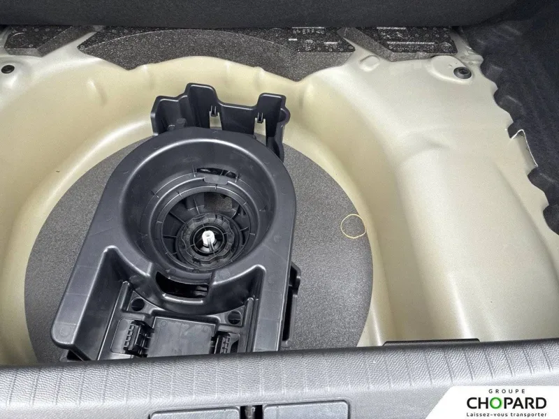 Image secondaire du véhicule 28