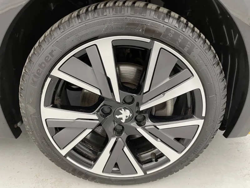 Image secondaire du véhicule 19