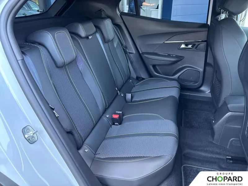 Image secondaire du véhicule 23