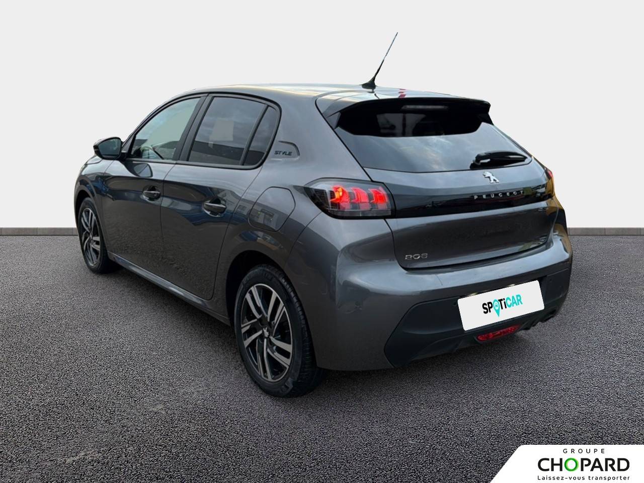 Image secondaire du véhicule 8