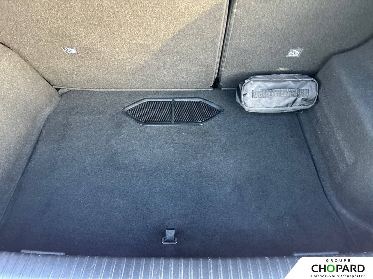 Image secondaire du véhicule 9