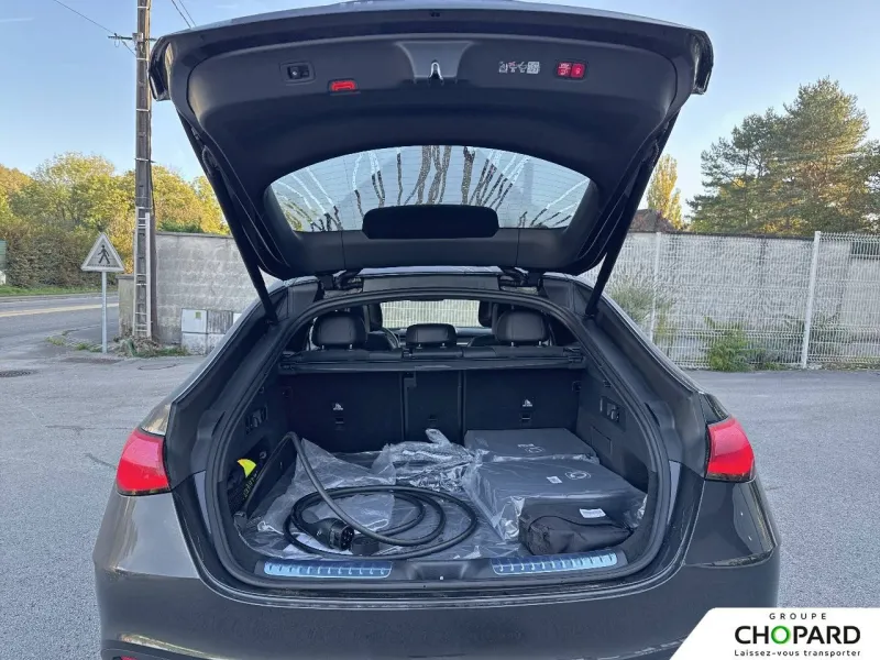 Image secondaire du véhicule 9