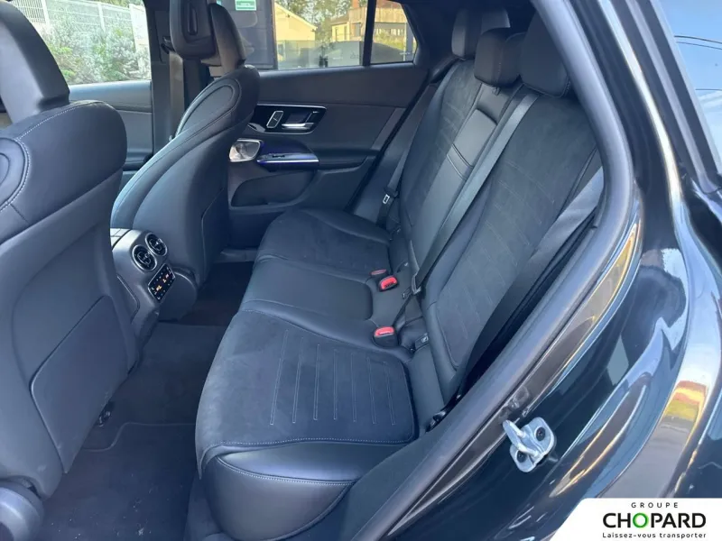 Image secondaire du véhicule 19