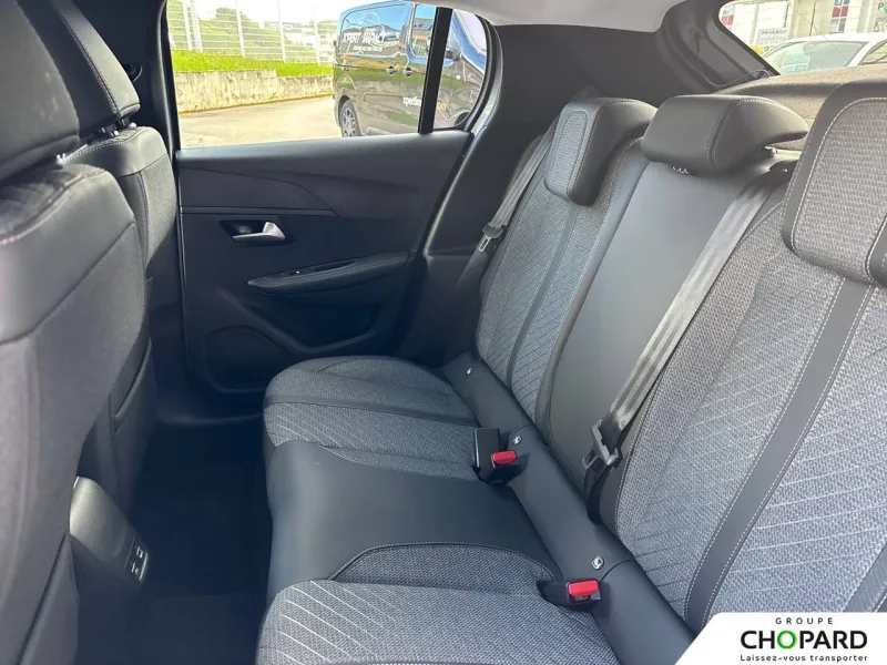 Image secondaire du véhicule 22