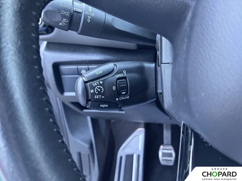 Image secondaire du véhicule 22