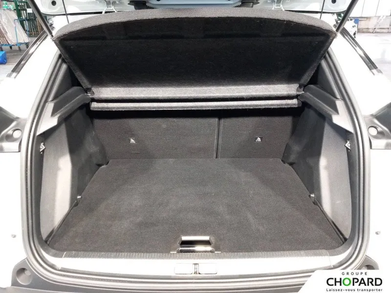 Image secondaire du véhicule 9