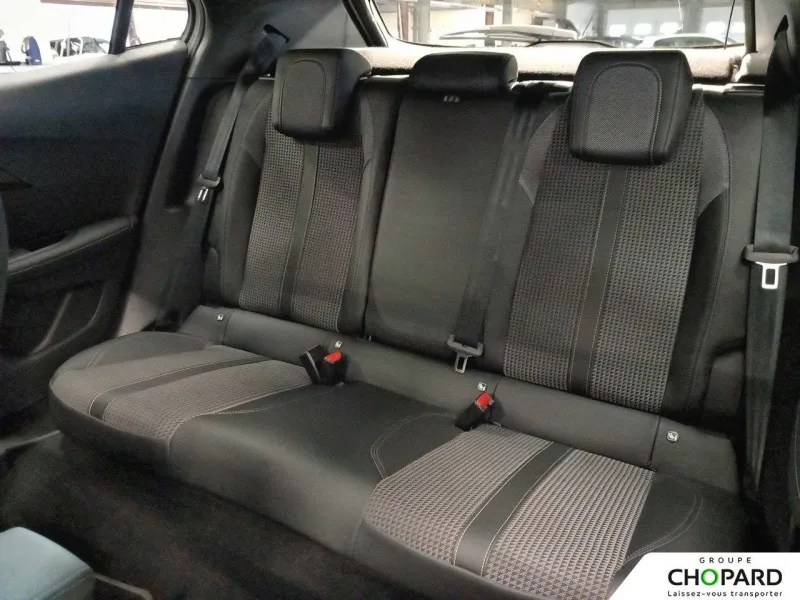 Image secondaire du véhicule 20