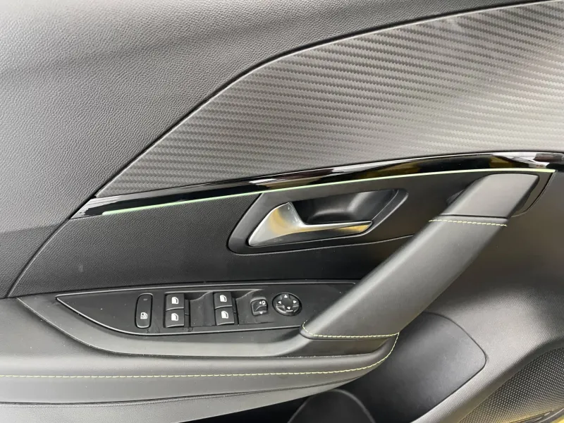 Image secondaire du véhicule 30