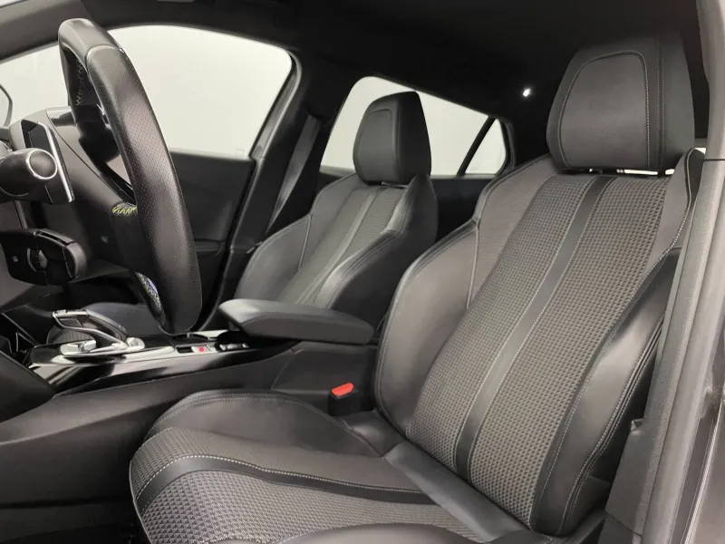 Image secondaire du véhicule 15