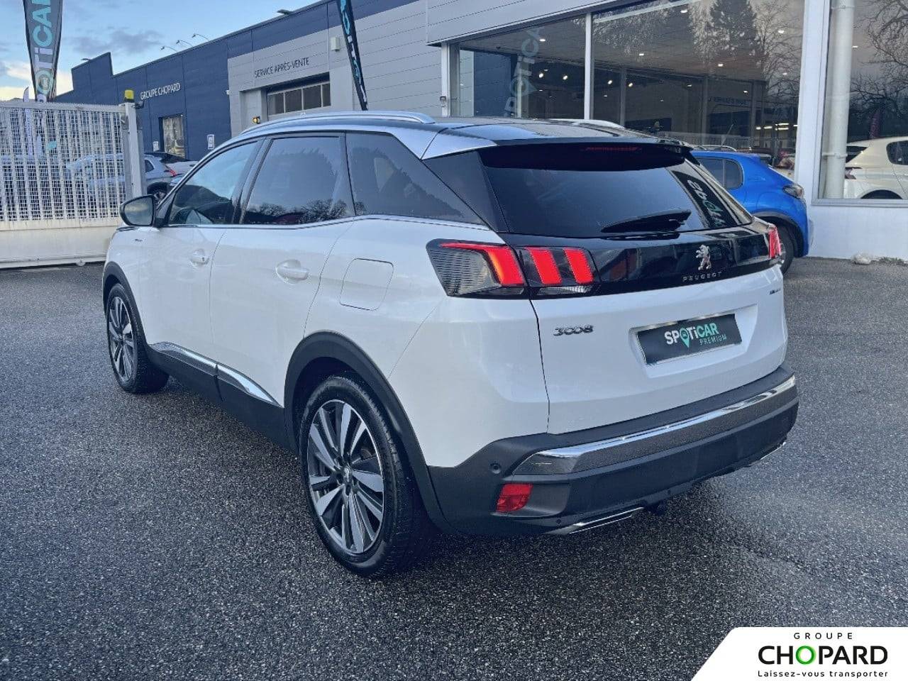 Image secondaire du véhicule 8