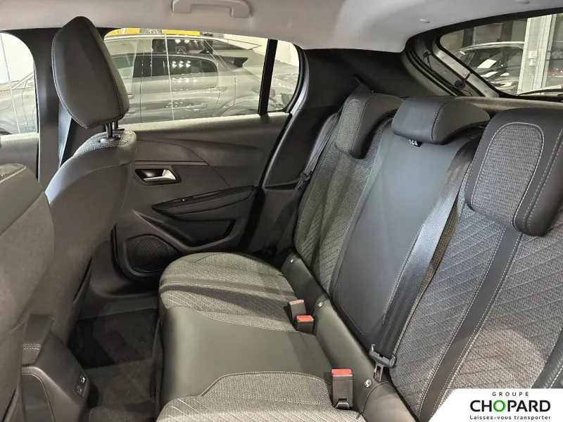 Image secondaire du véhicule 22