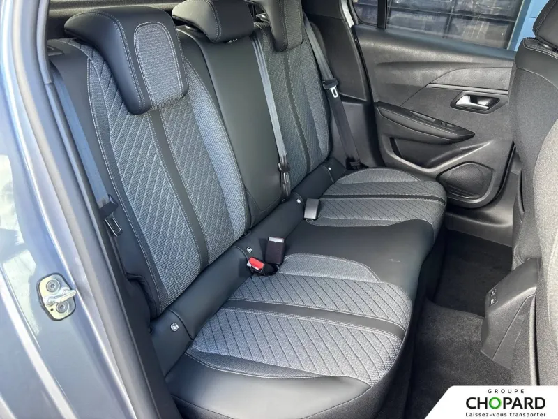 Image secondaire du véhicule 23