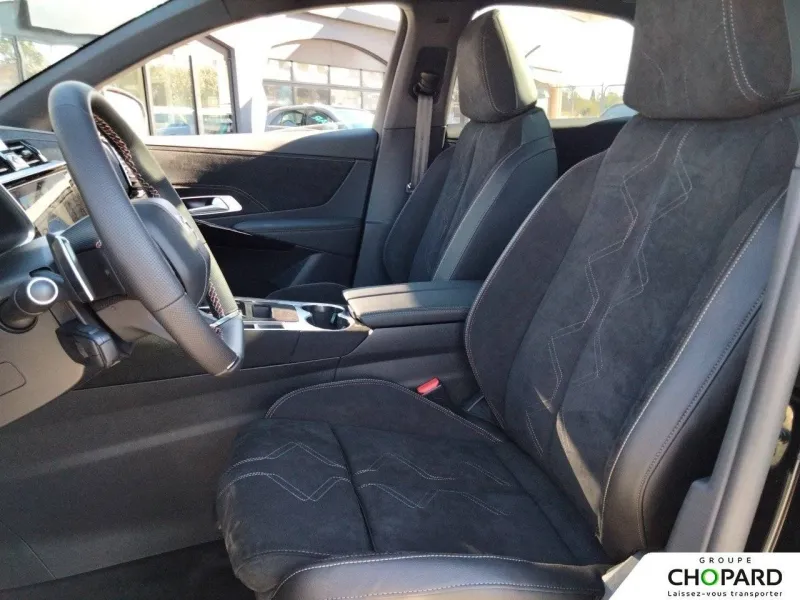 Image secondaire du véhicule 12