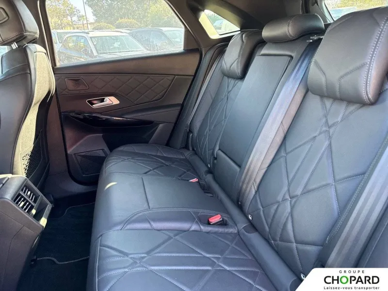 Image secondaire du véhicule 12